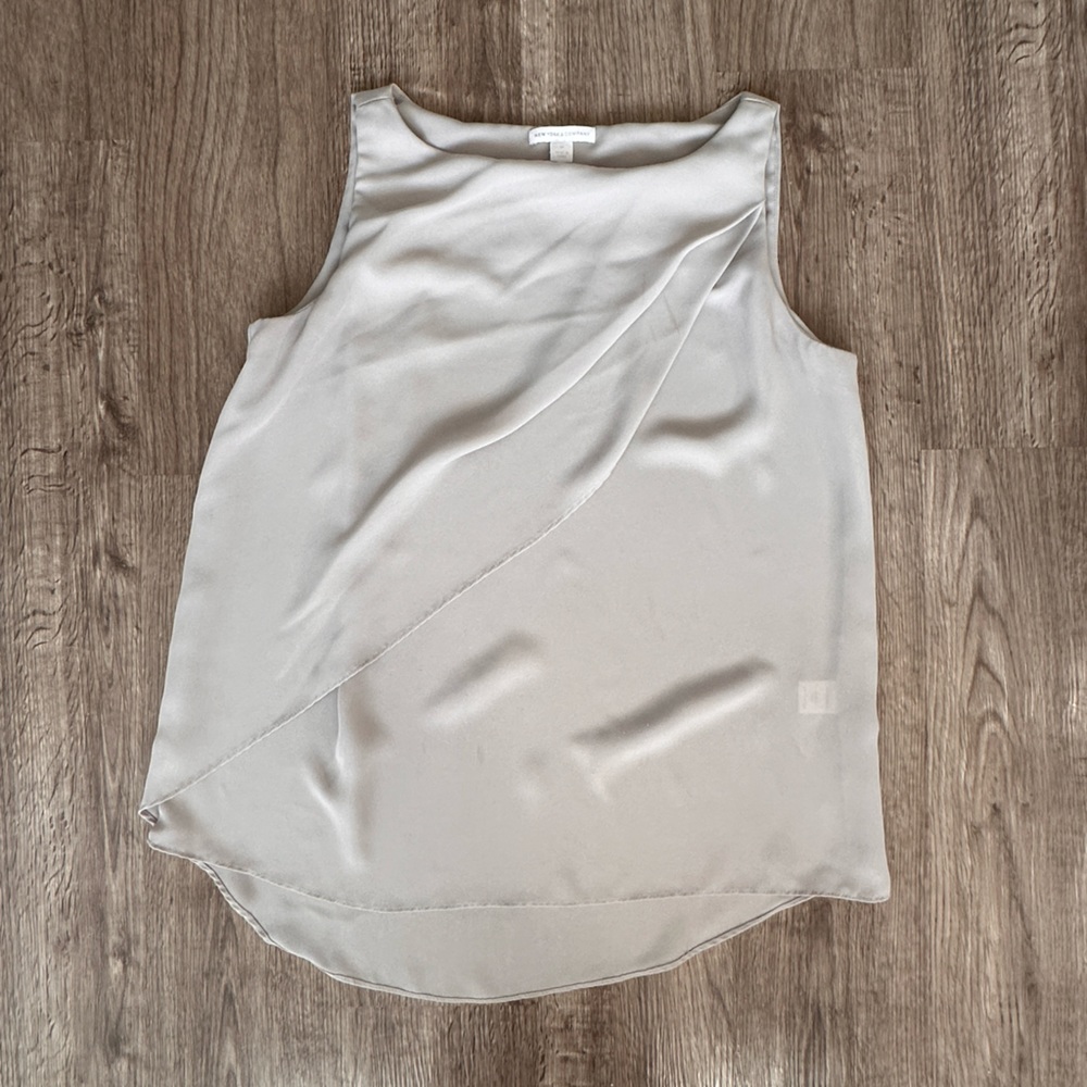 New York & Co grey polyester tank M